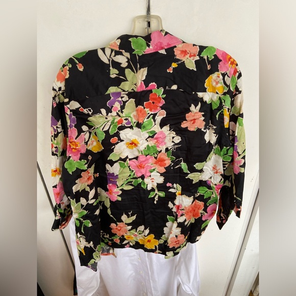 Lauren Ralph Lauren Black Floral Button Down Shirt - Picture 2 of 5